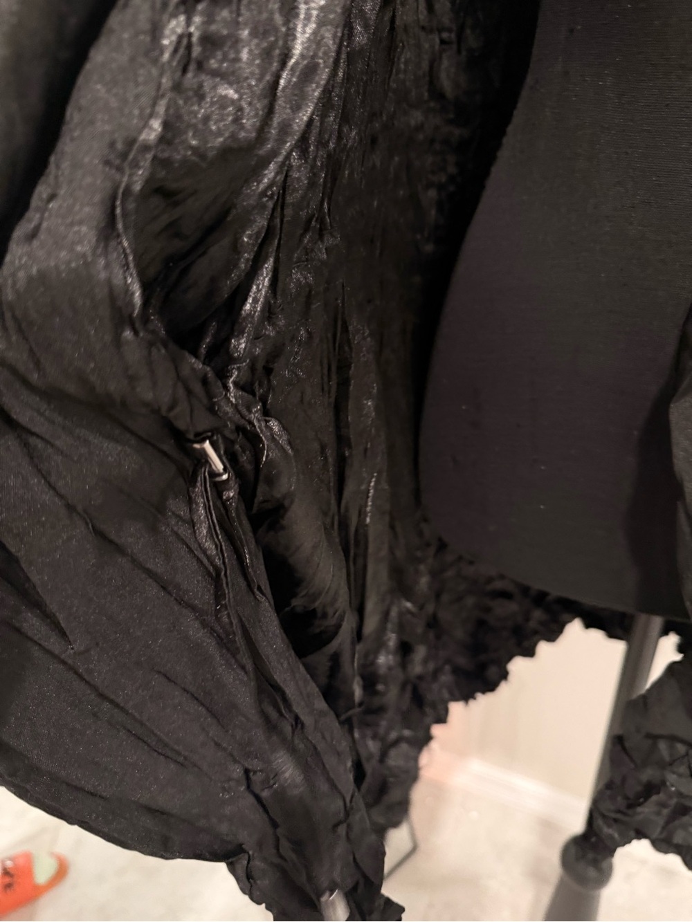 Lindi Black Draped Crinkle Vest - Picture 6 of 11